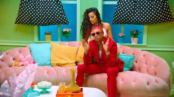 El rapero Tyga lanza el video musical de la nueva versión de 'La Macarena' con Los del Río