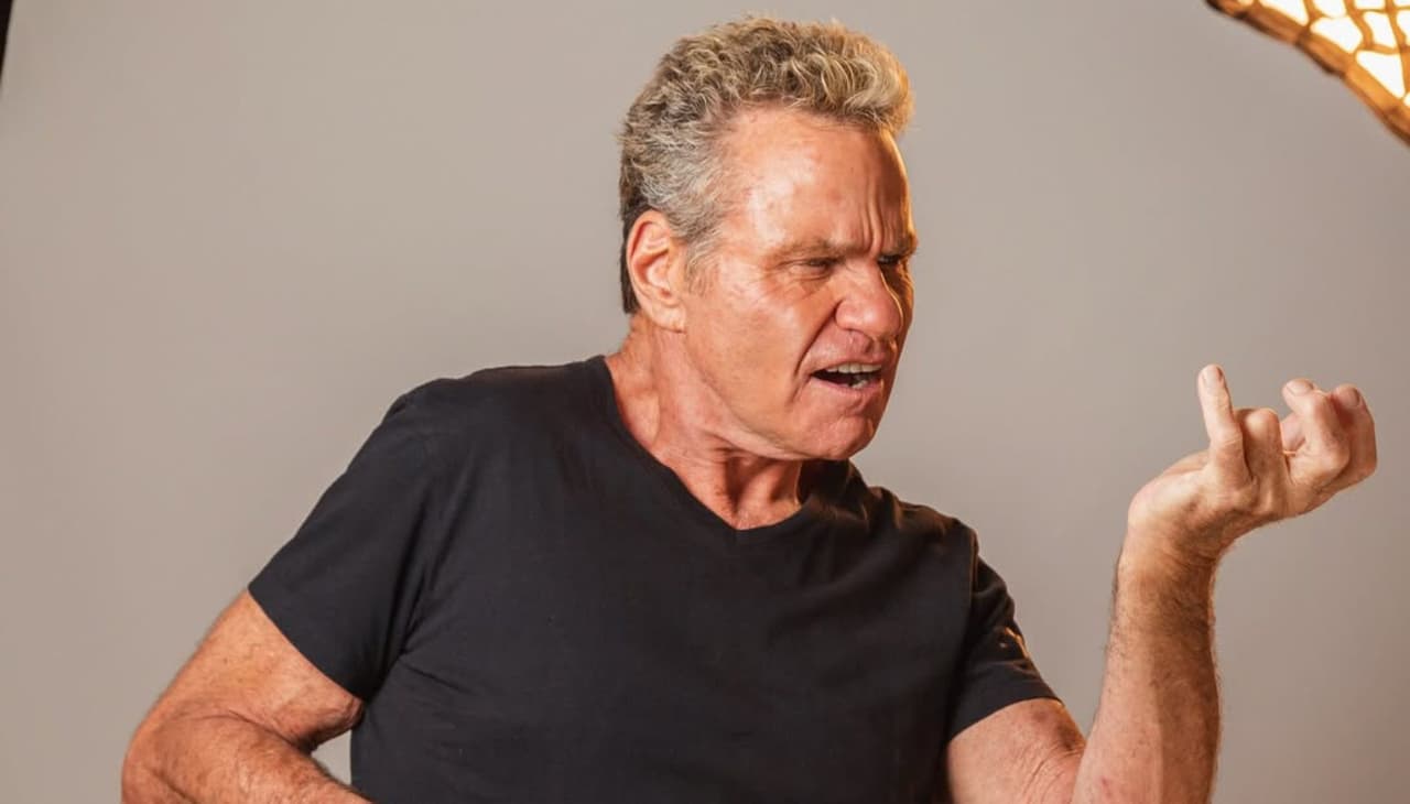 Expulsan de convención a Martin Kove, sensei John Kreese de ‘Karate Kid’ y ‘Cobra Kai’, por morder a su acompañante 