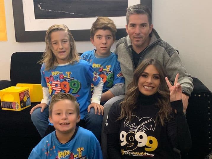 Galilea Montijo aparece como pocas veces junto a sus hijastros y afirma: ‘Los amo’
