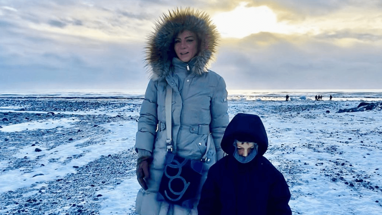 La actriz y su hijo recorriendo el mundo.