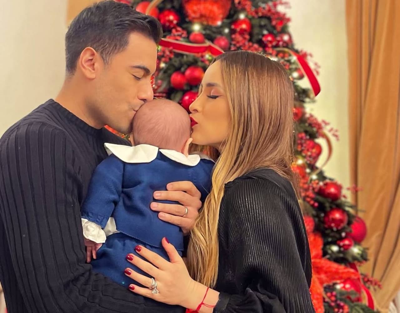 Carlos Rivera y su familia.