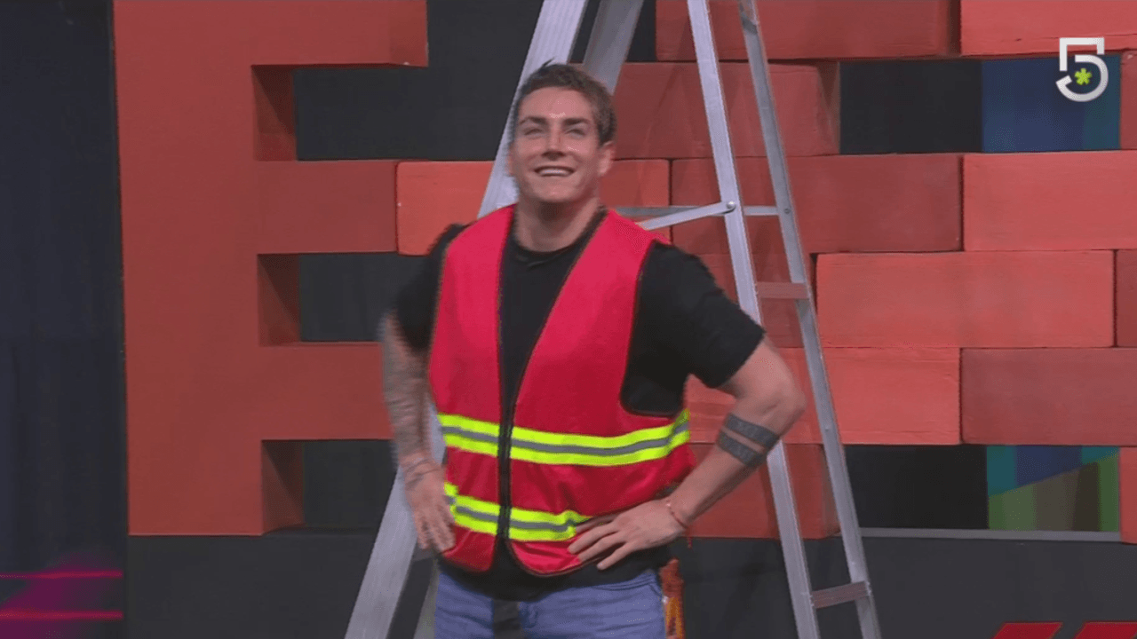 Agustín se convierte en el nuevo líder de la casa, pero ¿dormirá con 7 en la suite?