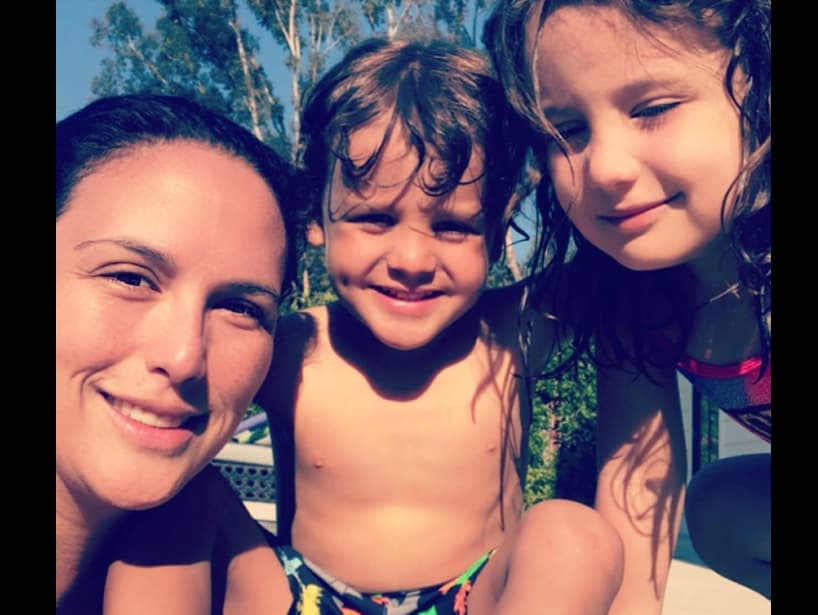 Angélica Masiel, la hija de Angélica Vale, tiene su propia cuenta en Twitter que cuenta con 14 mil seguidores, aunque su última publicación la hicieron en agosto de 2019.
