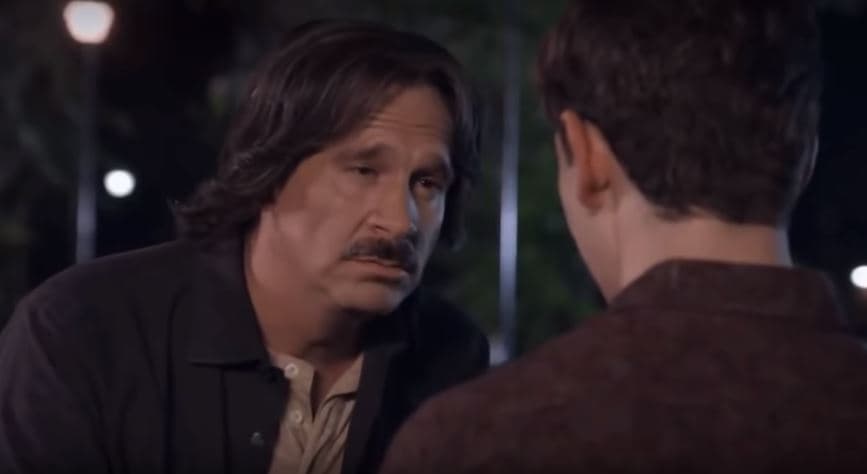 Luego de escuchar la confesión de 'Temo', 'Pancho' le ofrece su apoyo incondicional y le dice que no tiene por que pedirle perdón ni a él ni a nadie.