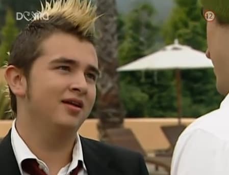 Después de su peculiar personaje, el actor participó en la serie ‘RBD: la familia’ y en 2008 decidió alejarse de la actuación.