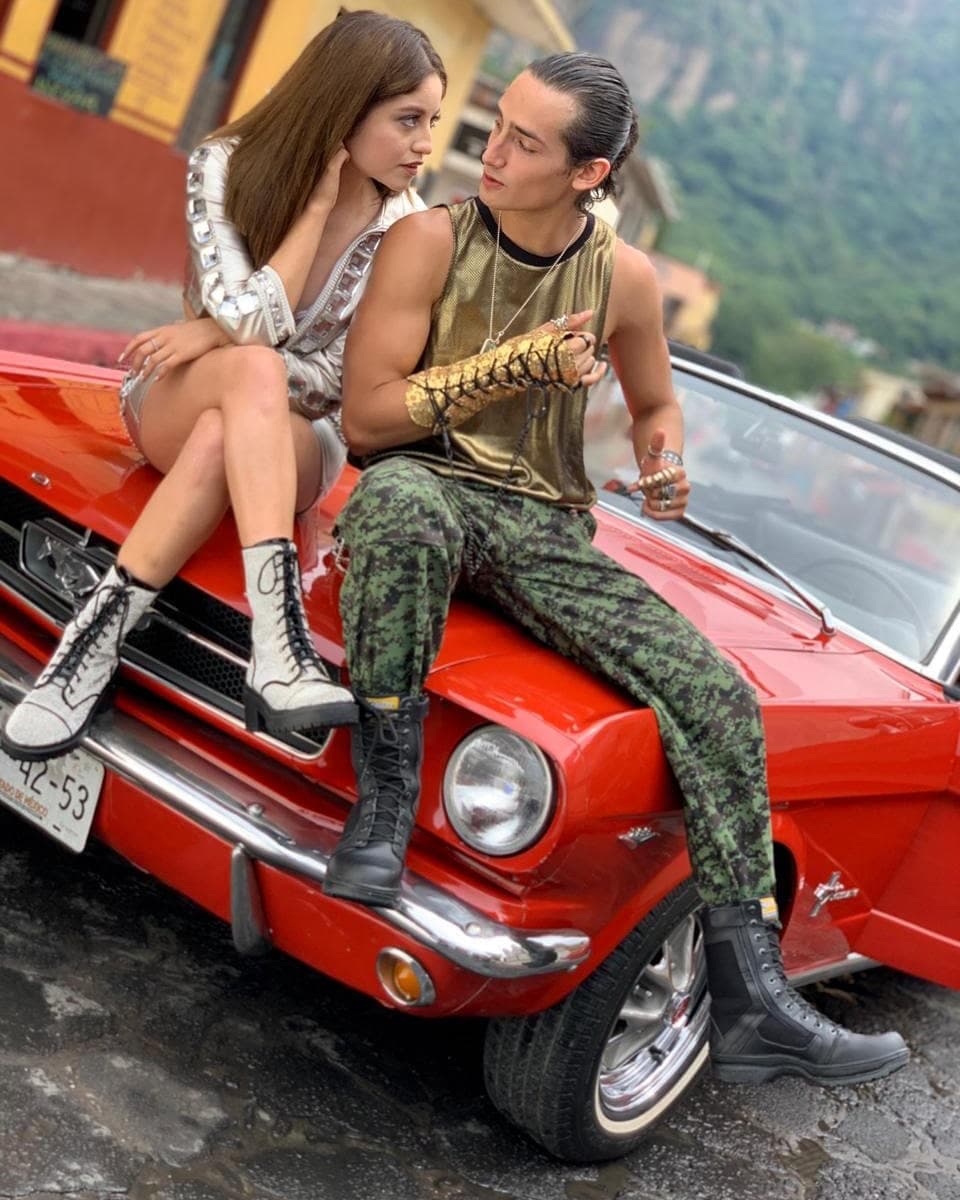 En la semifinal de ¿Quién es la Máscara? Yuri reavivó los rumores que señalan que entre Karol Sevilla y Emilio Osorio existió una relación amorosa, la cual terminó. A continuación, te presentamos todas las señales que nos llevan a pensar en que esto fue cierto.