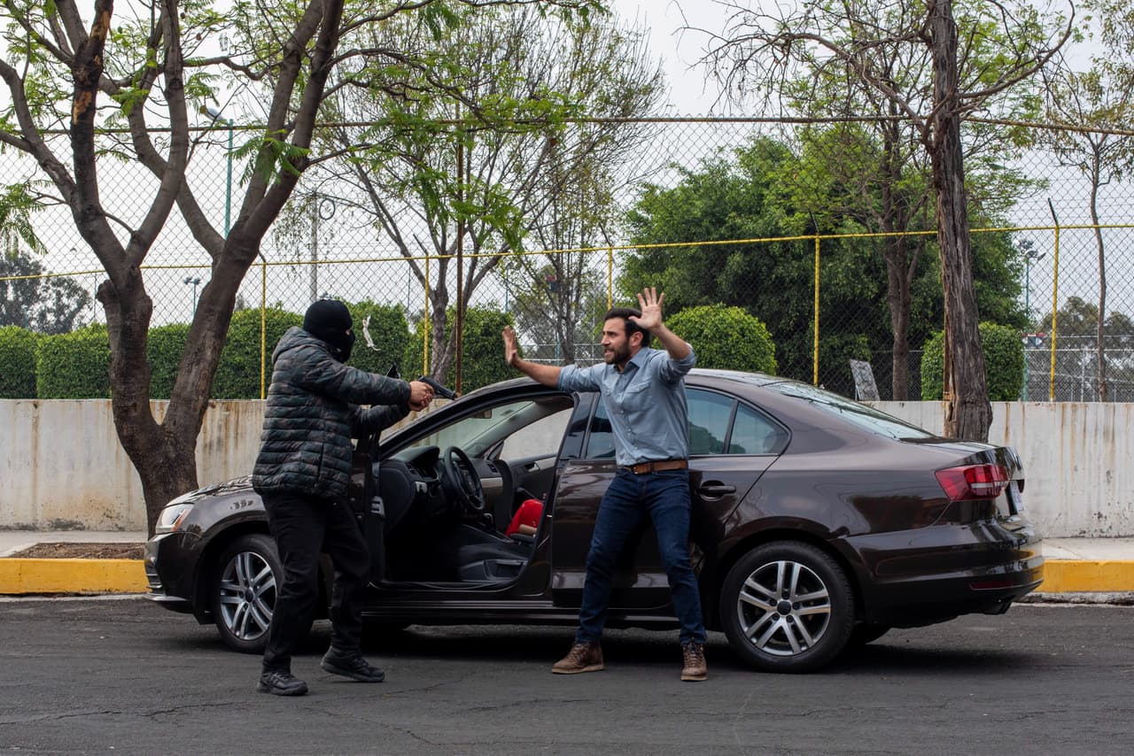 En fotos: Así se grabó la pelea entre 'Joaquín' y 'Gabriel' en Fuego Ardiente