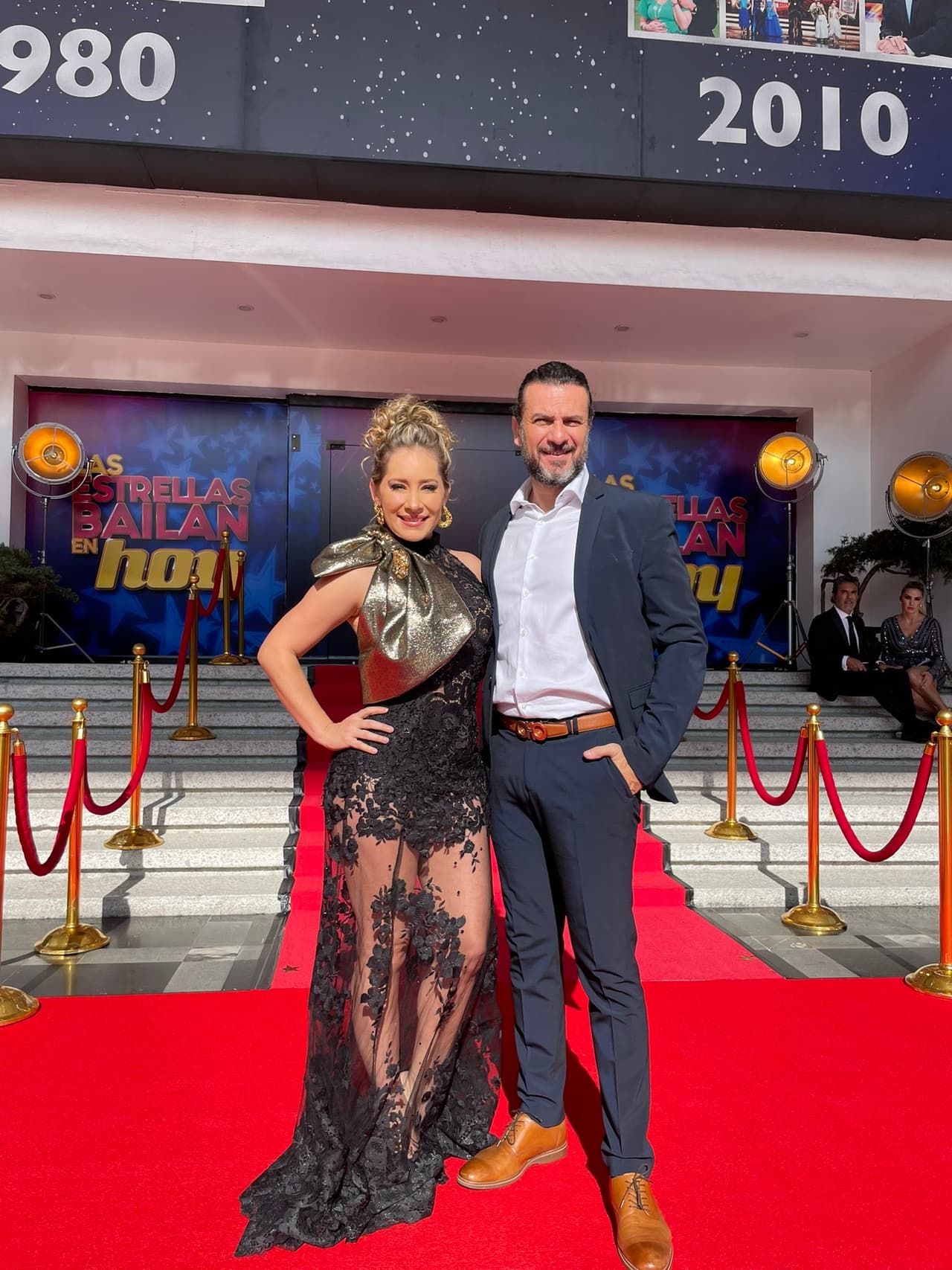 De las telenovelas a la pista de baile, Gaby Carrillo y Alejandro Ávila buscarán alzarse con la copa del triunfo.