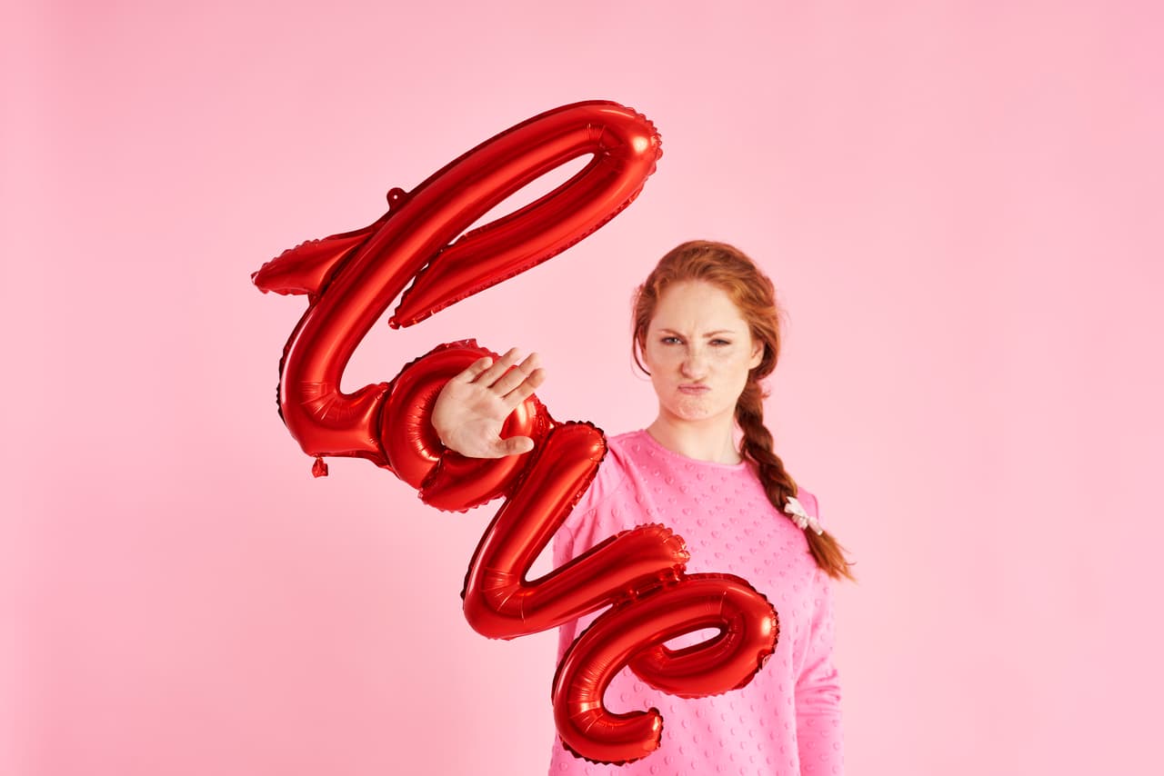Descubre cuánto huye del amor tu signo zodiacal ¡y tu crush!