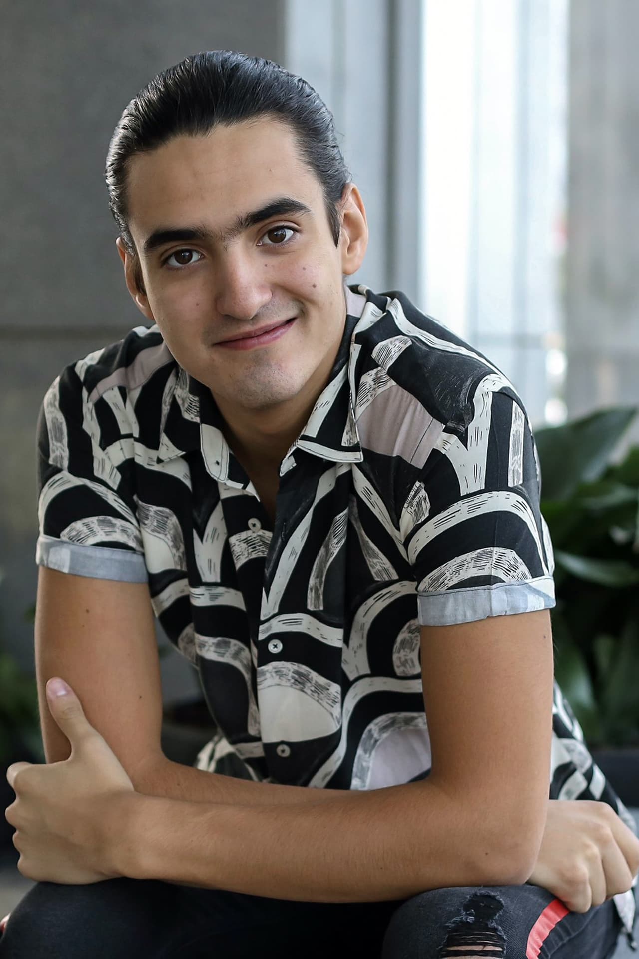 Sebastián Poza será uno de los galanes juveniles de la historia.