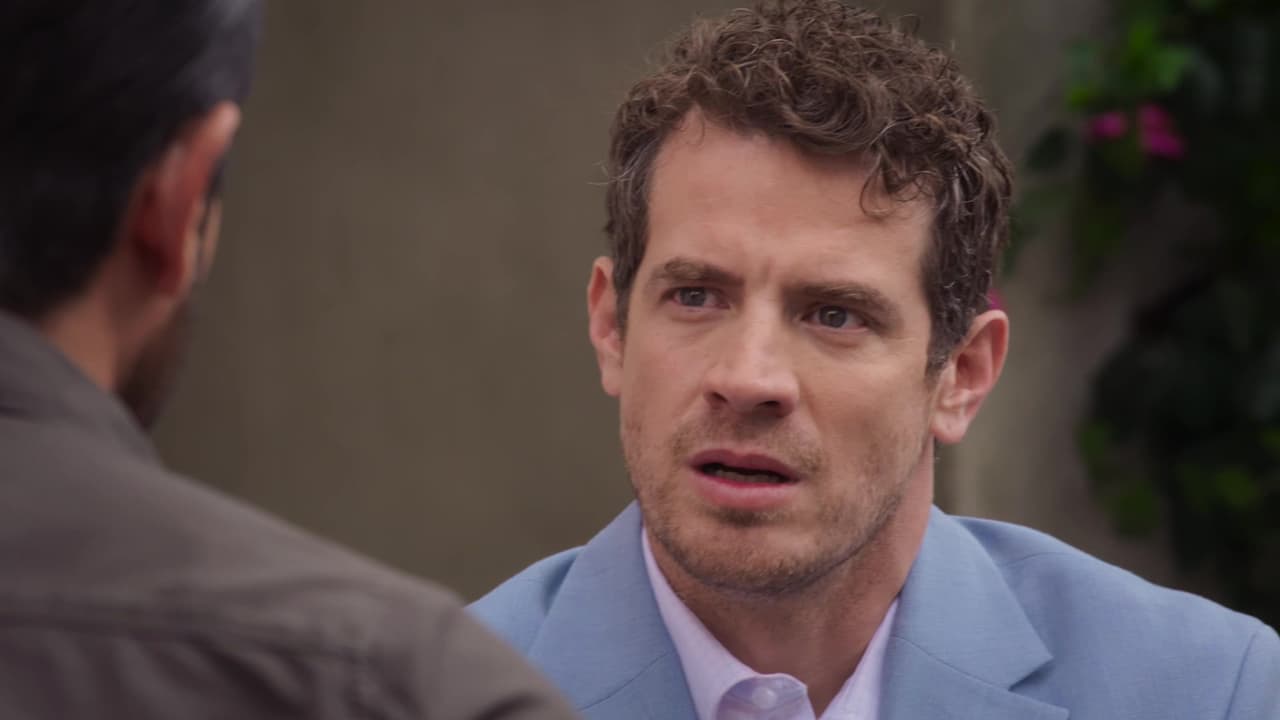 Francisco le revela a Vera que todos están buscando a Gabriela