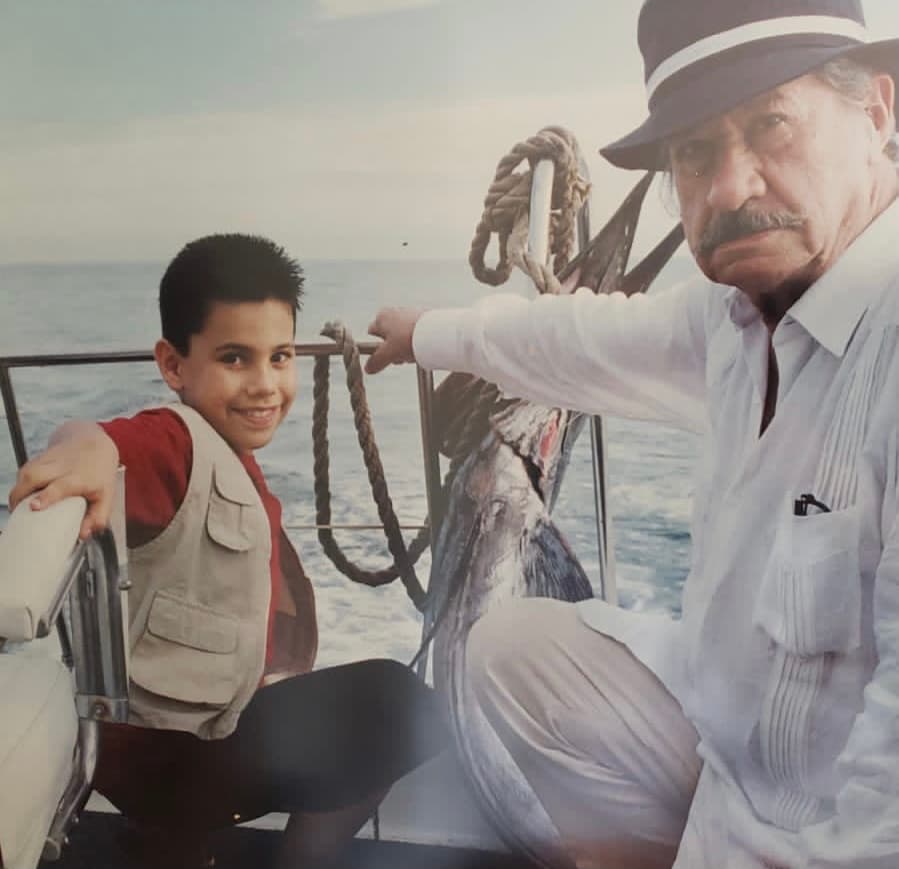 Y de pequeño, uno de los actores más queridos de las telenovelas infantiles.