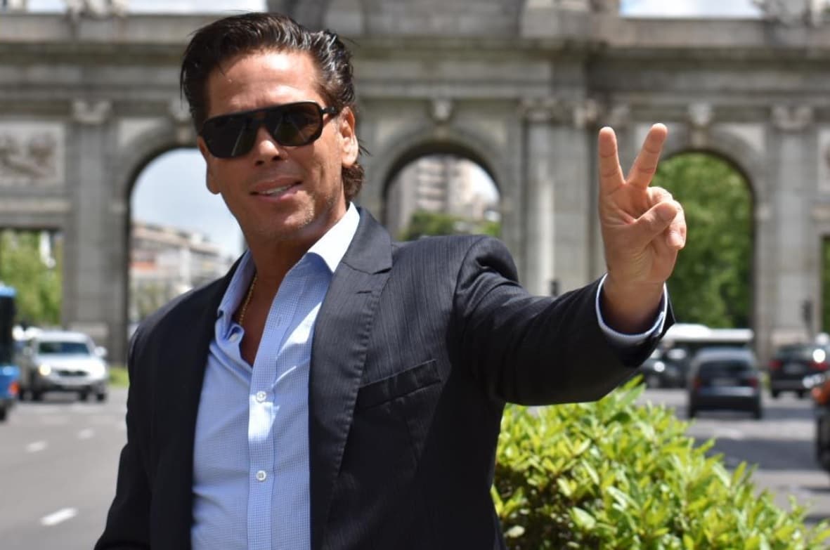 Roberto Palazuelos celebra su cumpleaños 55