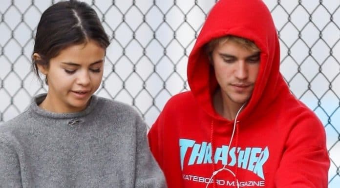 ¿Aprueba la mamá de Justin Bieber su noviazgo con Selena Gomez?