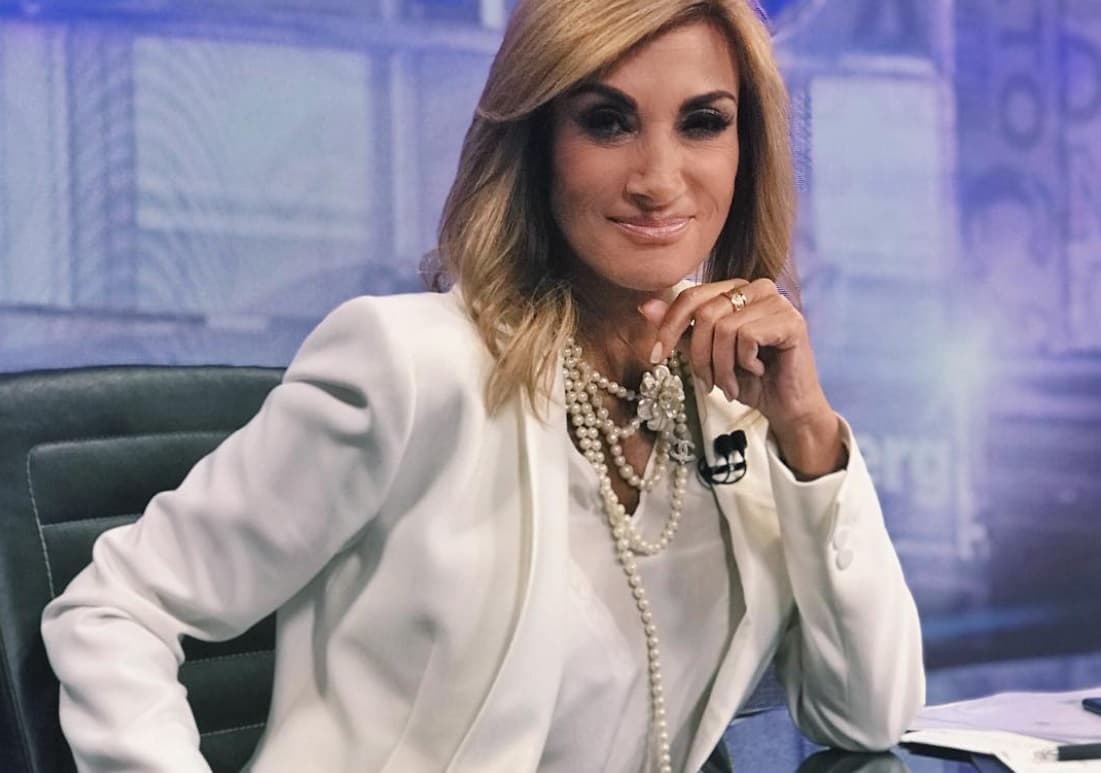 Como pocas veces la vemos: Adela Micha en bikini