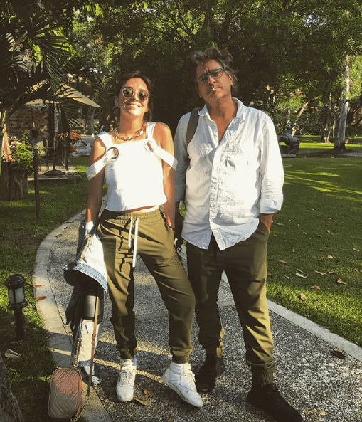Aunque no se conocen más detalles de su relación, Regina Blandón y Martín Altomaro se conocieron en Puerto Vallarta durante el rodaje de la película ‘Como novio de pueblo’. Son muy pocas las fotografías que existen de la pareja, pero a través de su cuenta oficial de Instagram, la actriz ha compartido algunas imágenes.