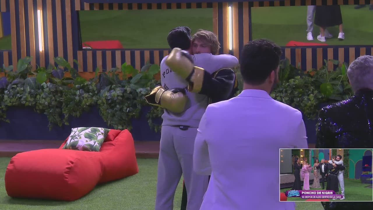 Poncho de Nigris se despide de su sobrino Aldo de Nigris