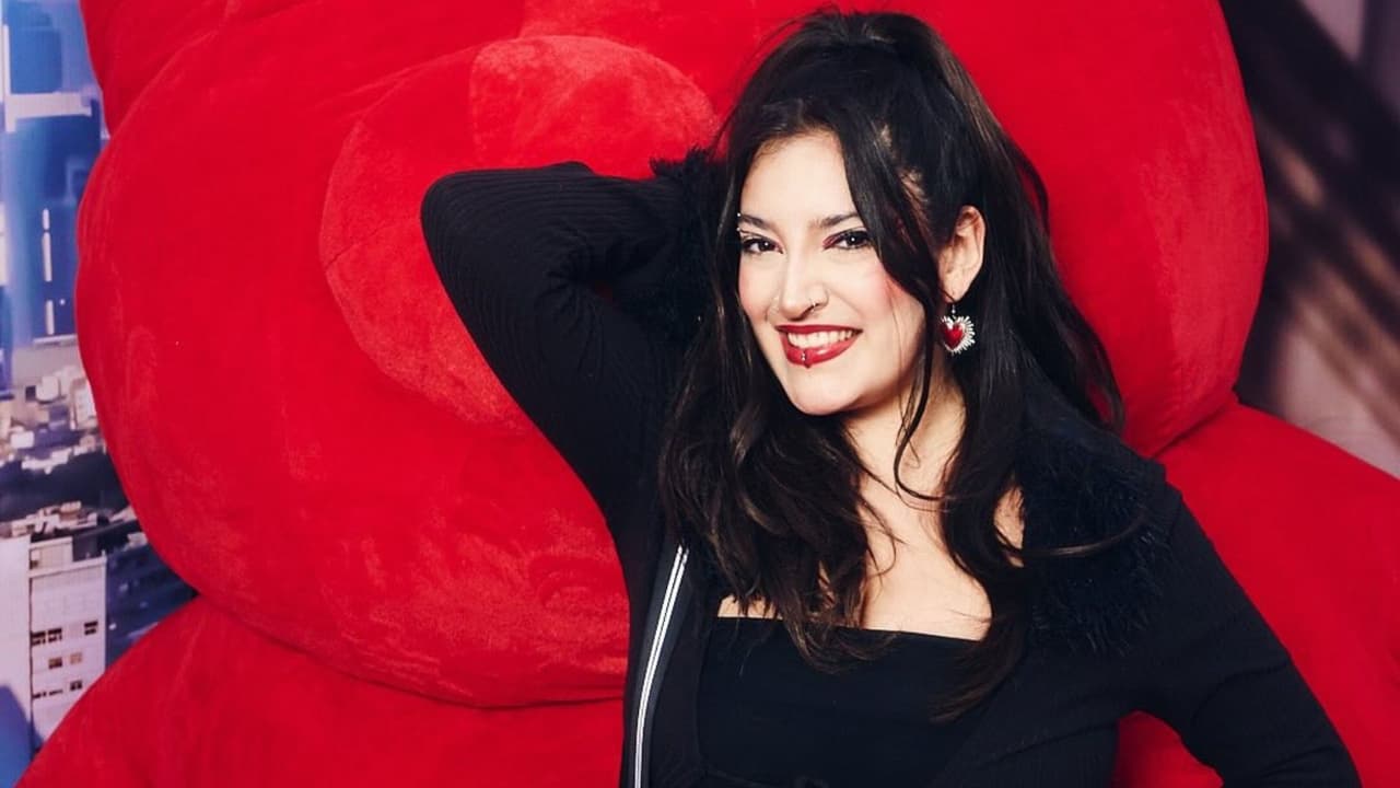 ¿Quién es Valentina de la Cuesta, la influencer que huyó de México por seguridad?