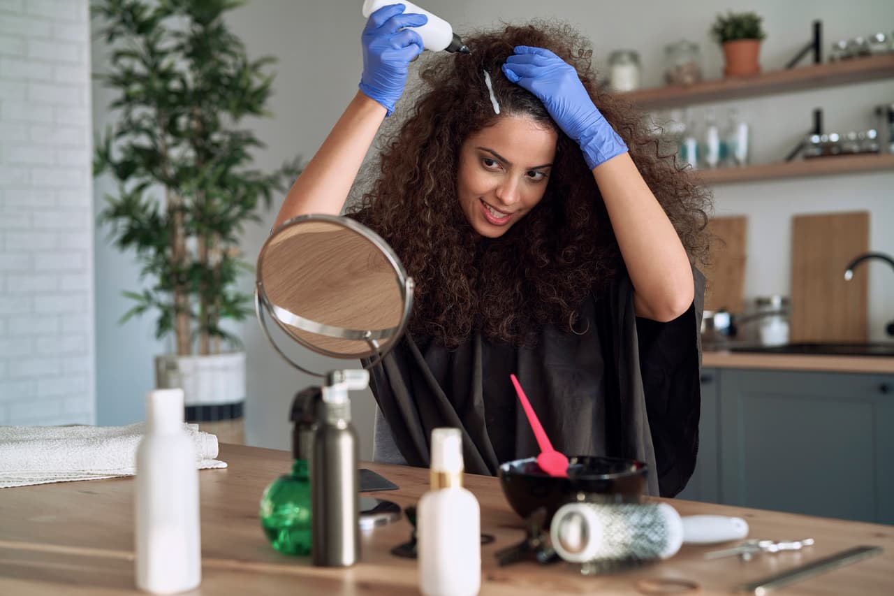 Tintes de cabello ideales para piel morena