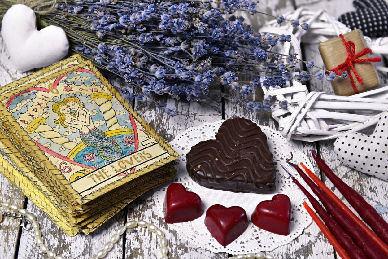 Ritual de amor propio: Astrología para Febrero