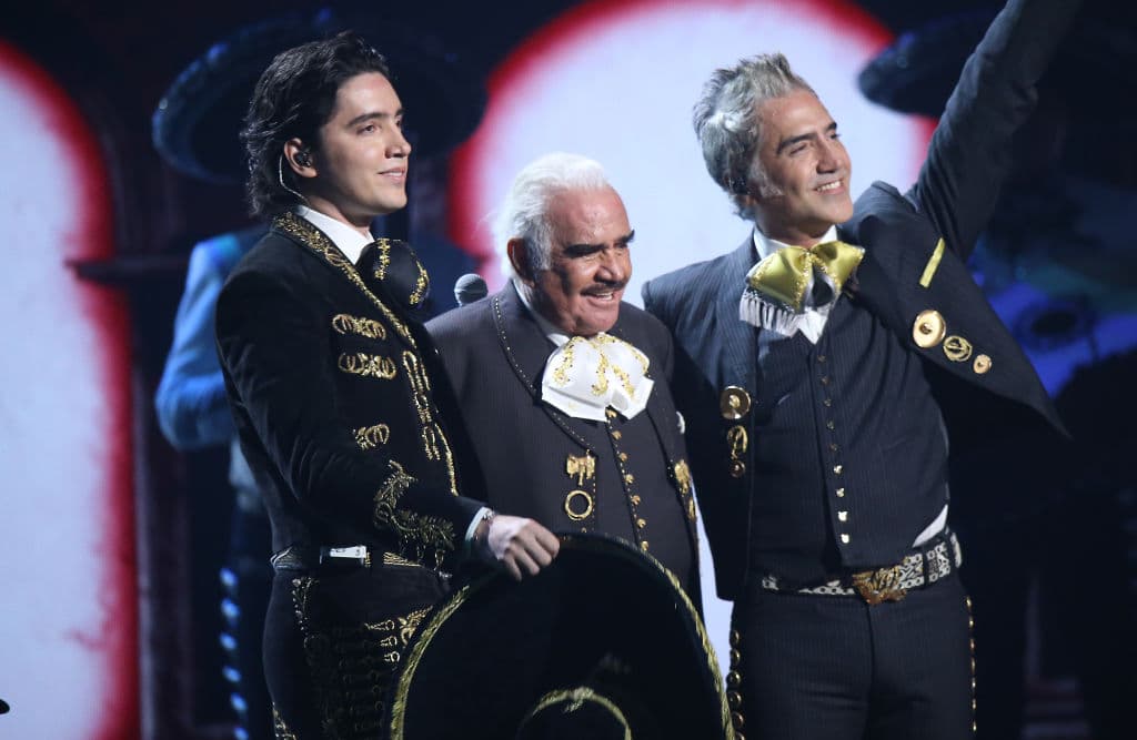 Pepillo Origel asegura que Vicente Fernández y su familia ya se vacunaron contra el Covid-19