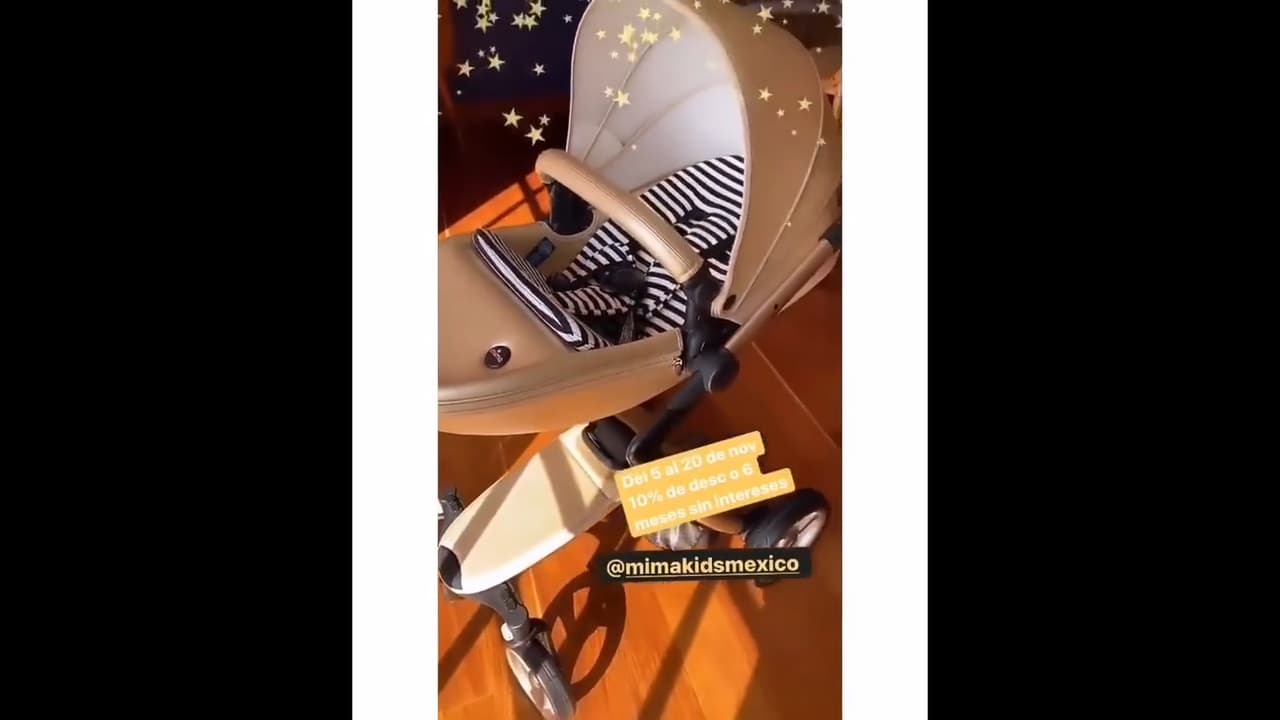 Fernanda Castillo también presumió que uno de los accesorios que primero compró fue la carriola, con la cual quedó maravillada, pues afirmó es muy elegante.