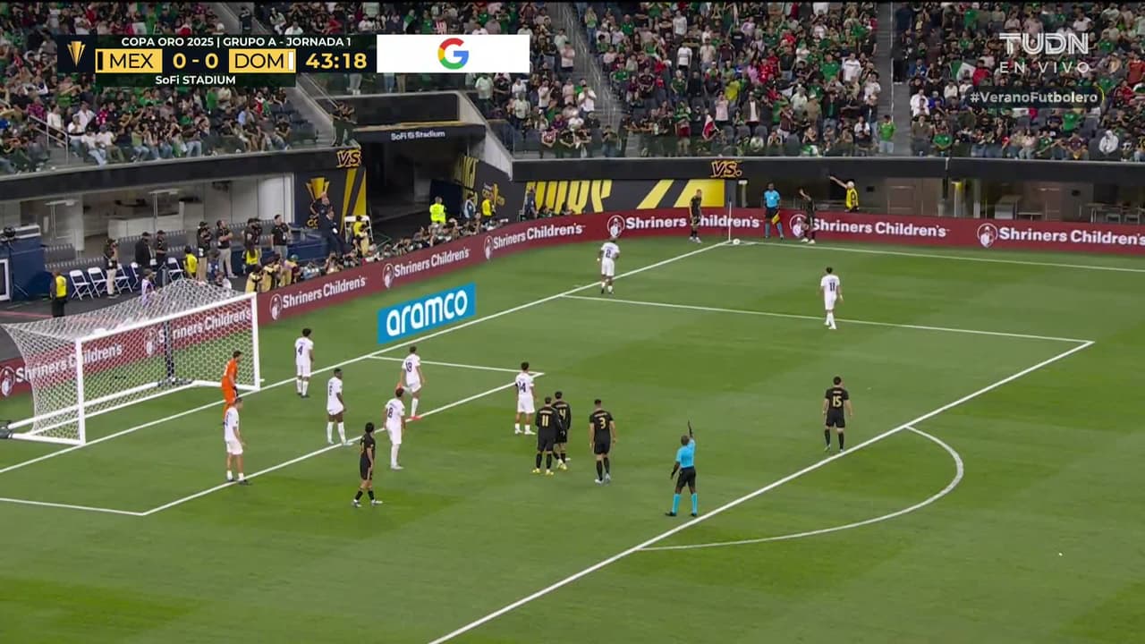 ¡GOL!  anota para México. Edson Álvarez