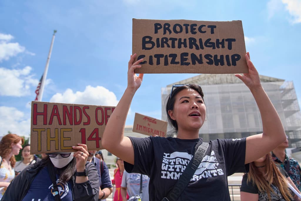 Qué sigue en el caso de la ciudadanía por nacimiento que Trump quiere limitar