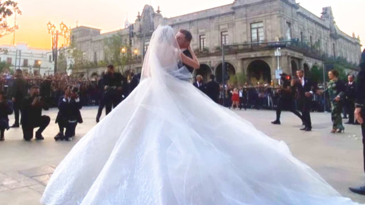 Canelo Álvarez y Fernanda Gómez se casaron: Mira todos los detalles de la millonaria boda del boxeador