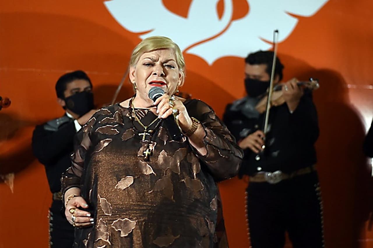 Paquita la del Barrio hace insólita colaboración con la canción “Movimiento Naranja”