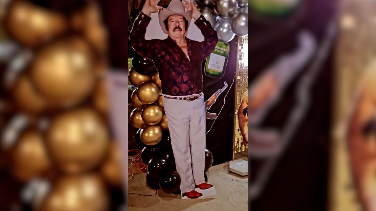 Lalo Mora: en redes sociales presumen una fiesta temática del cantante