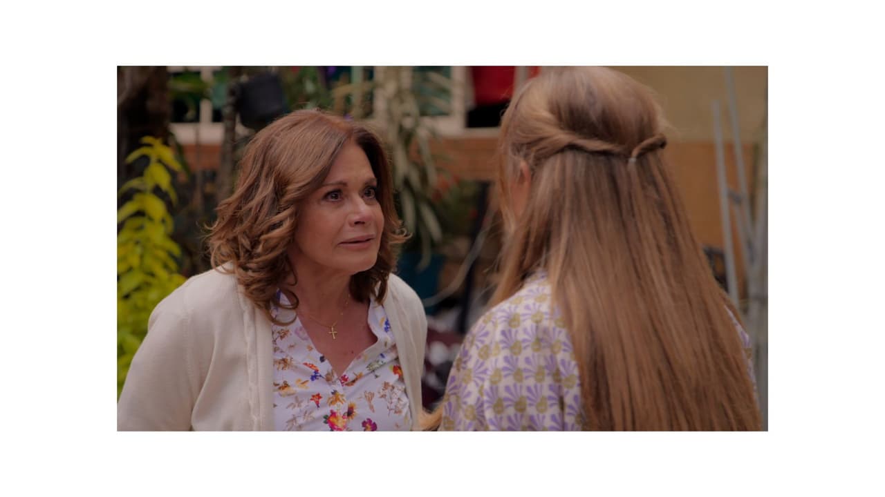 Ofelia se le va a los golpes a Susana y exige que le regresen a su hija