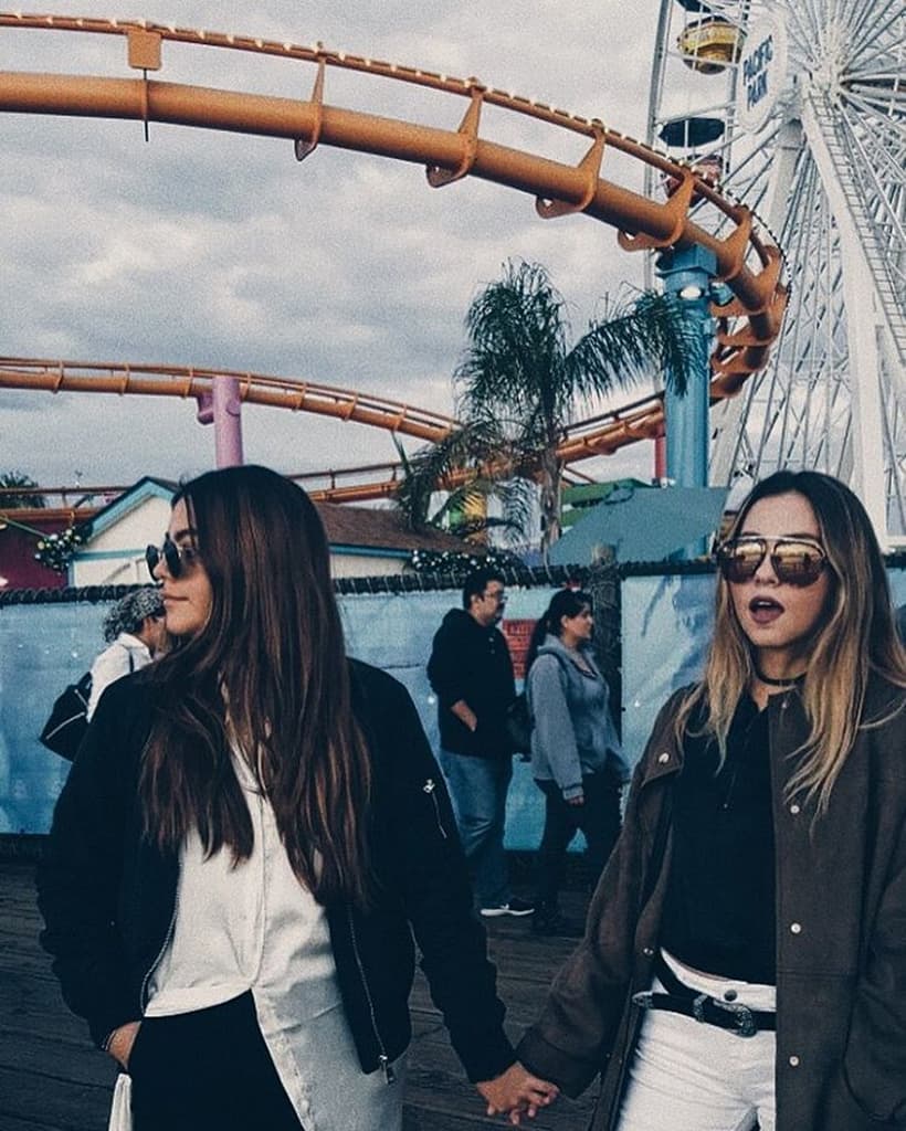 Mientras que Camila cuenta con su perfil de Instagram público, Roberta prefiere alejarse del ojo público y mantiene privada su cuenta.