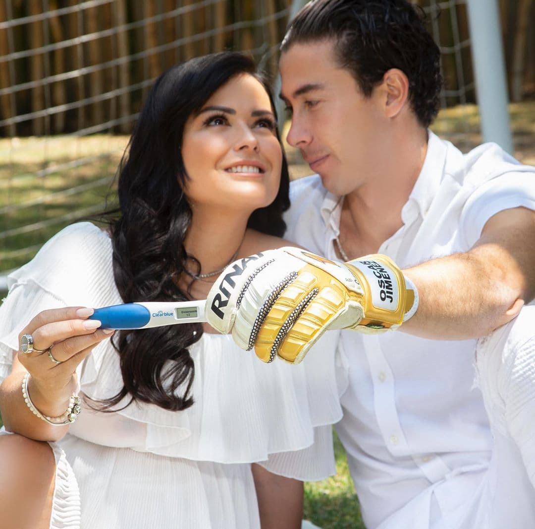 Con emotivo mensaje, Mariana Echeverría y Oscar Jiménez anuncian que van a ser papás