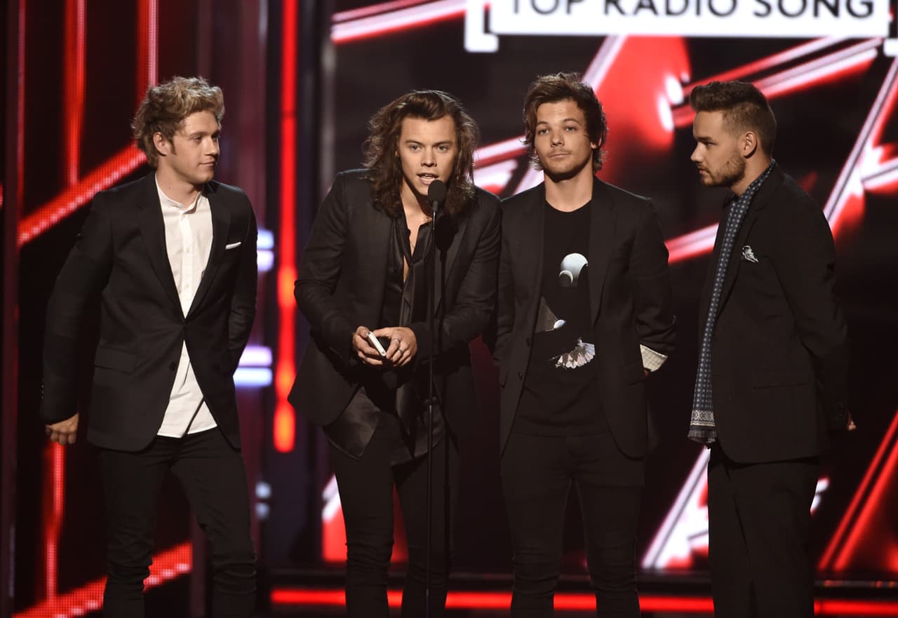 Integrantes de One Direction protagonizan un emotivo reencuentro