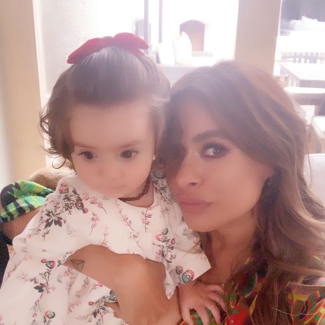 Galilea Montijo, gran amiga de Inés, fue elegida como la madrina de María.
