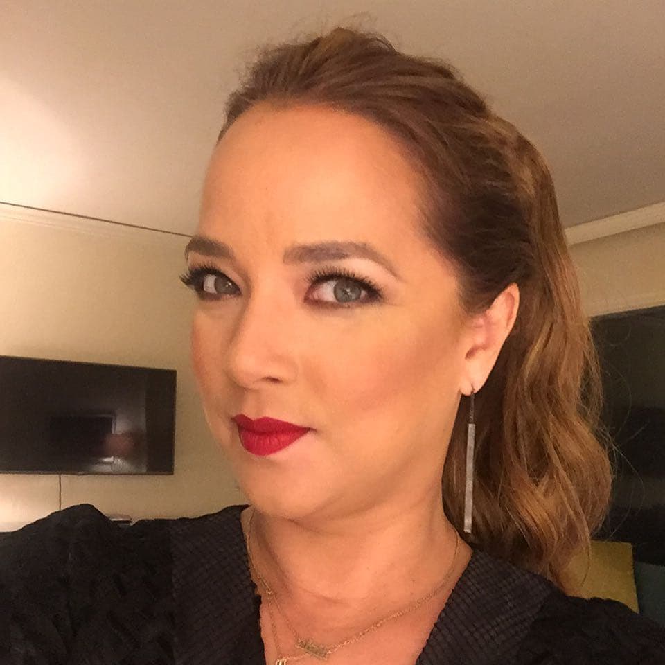 Adamari López dejó ver que sus piernas ya lucen más torneadas y sensuales, recibiendo una ola de piropos
