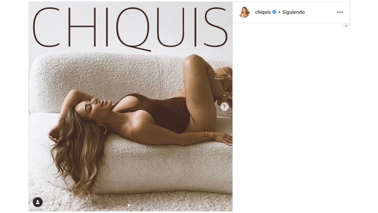 Chiquis Rivera posó así para el lente de la cámara.