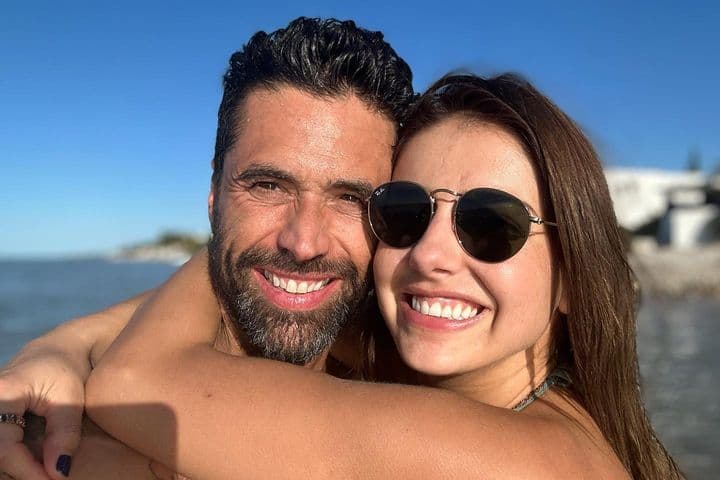 Michelle Renaud presume ataque de amor por hijo de Matías Novoa