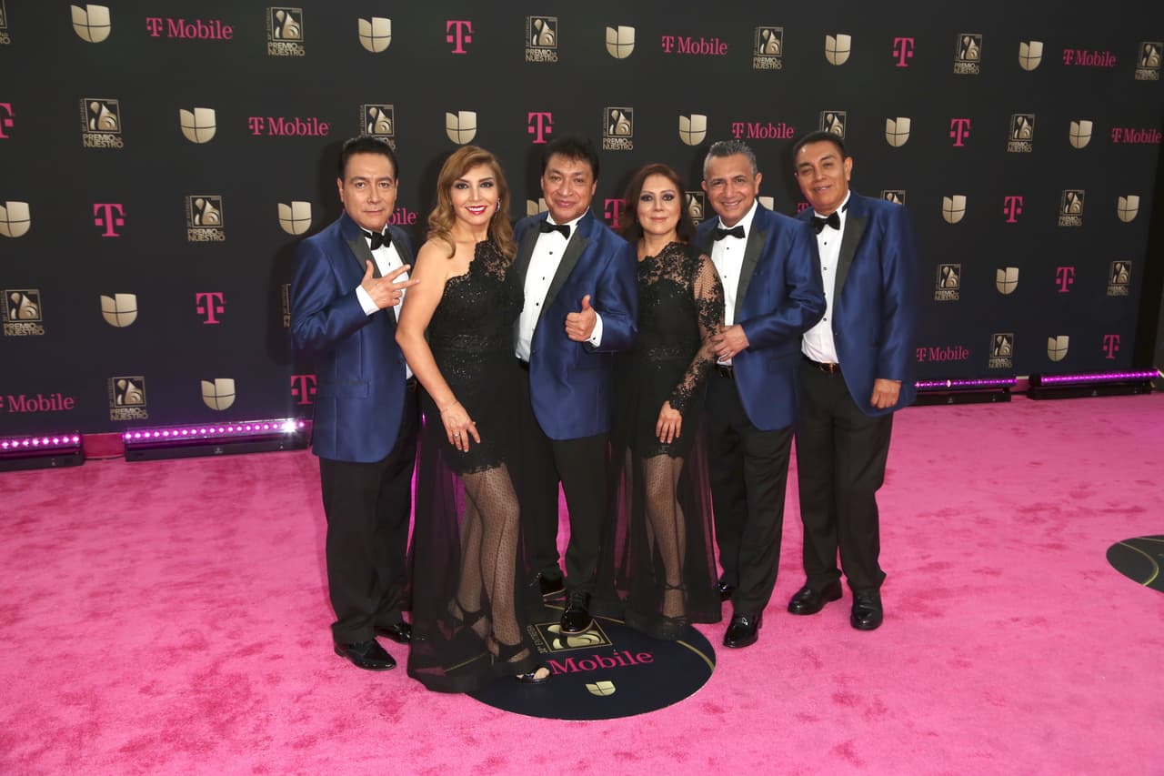 Los Ángeles Azules aclaran que fundadora no murió por coronavirus: ‘Estaba mi mami sufriendo mucho’