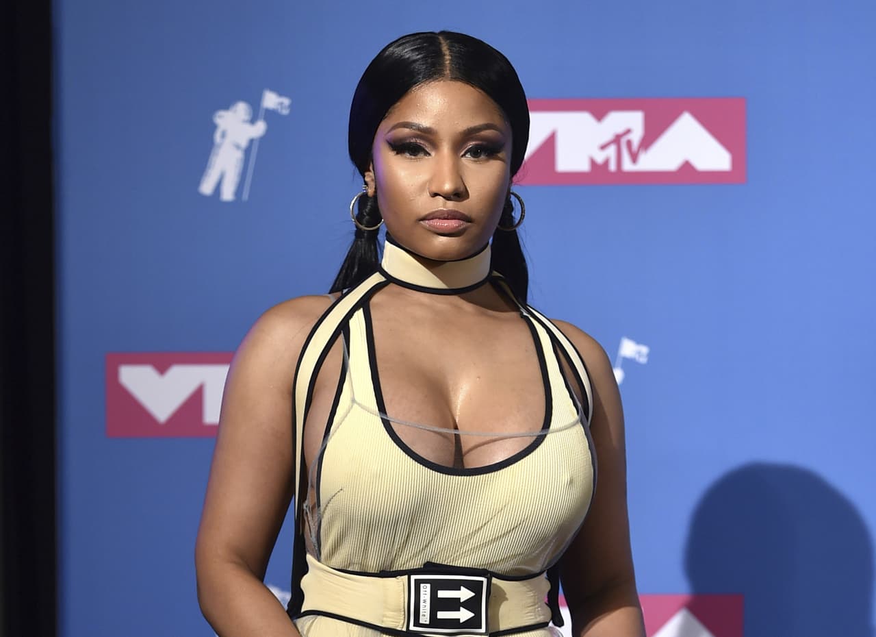 Nicki Minaj en la alfombra roja de los MTV Video Music Awards
