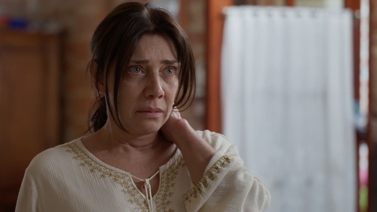 Isaura confiesa a Lucía que Valentina es su hija