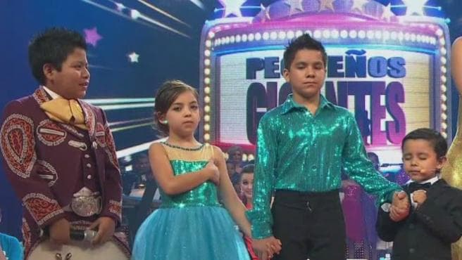 La primera temporada de Pequeños Gigantes se estrenó hace casi diez años y el escuadrón ganador fue el de ‘Los Irresistibles’, del que formó parte Jorge del Valle en la sección de baile. Mira cómo luce ahora el joven a sus 23 años.