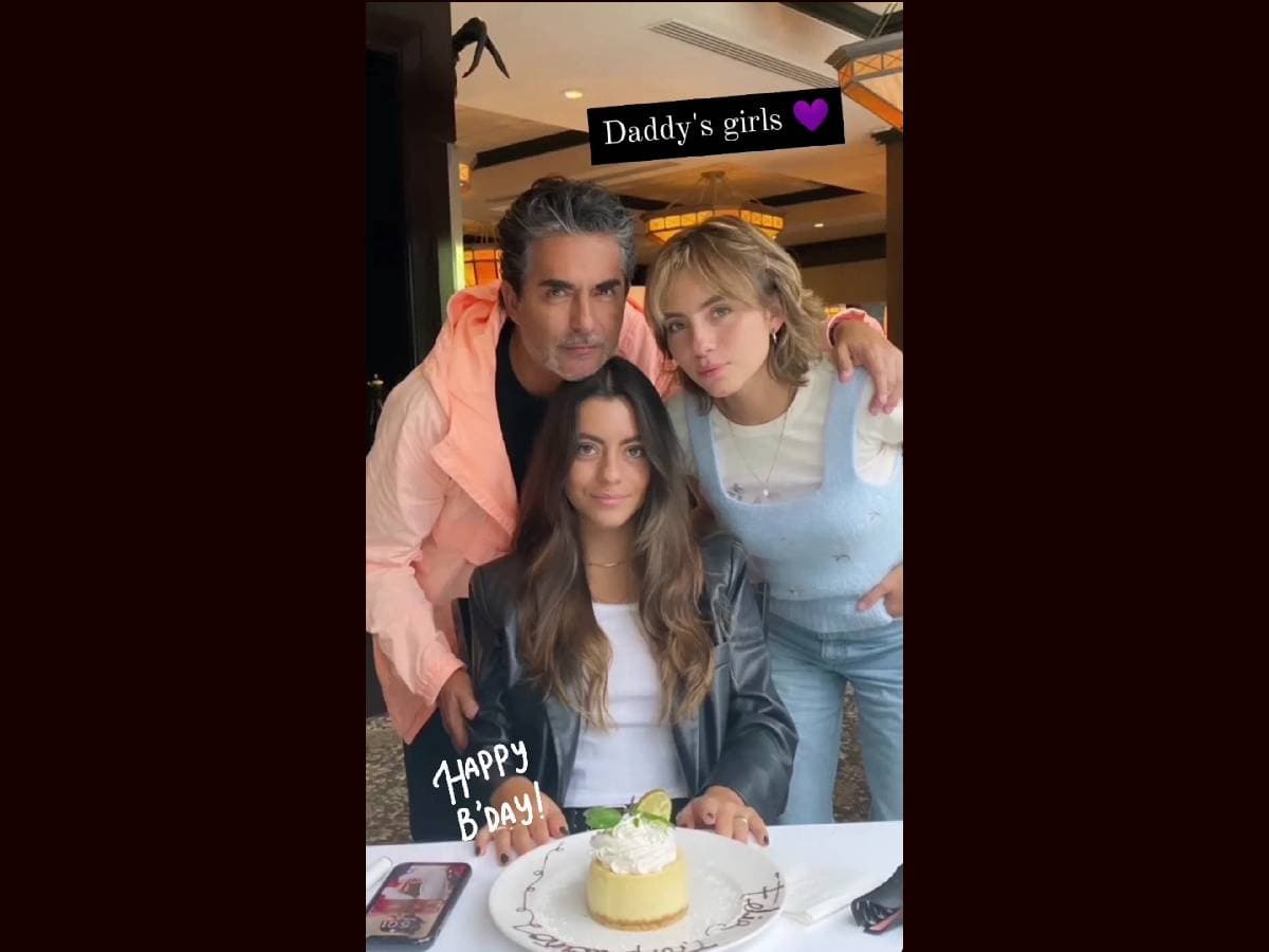 Raúl Araiza impacta al presumir cuánto han crecido sus hijas Roberta y Camila Araiza.