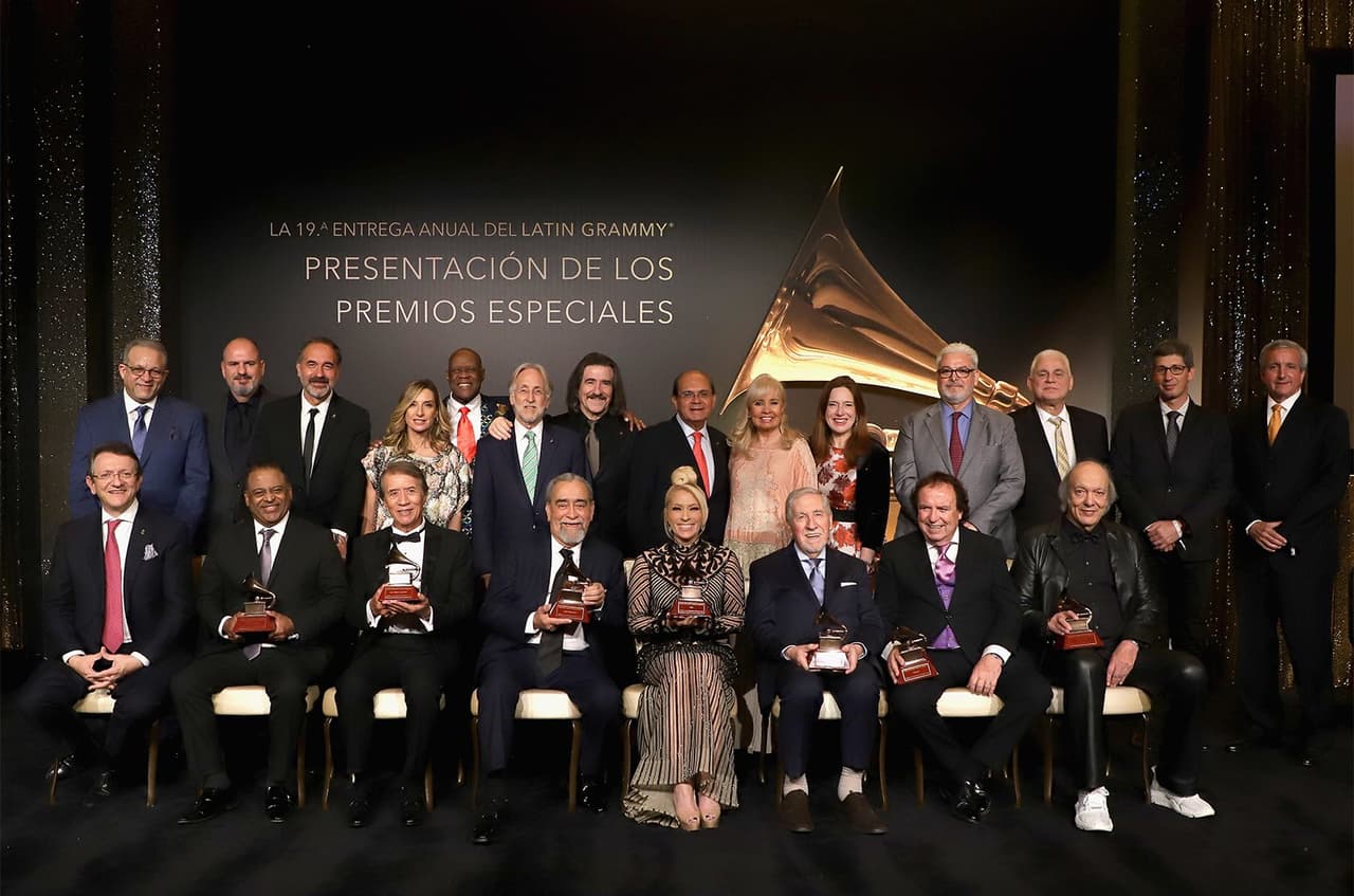 Tras 40 años de haber iniciado su carrera, la cantante mexicana aun está vigente.