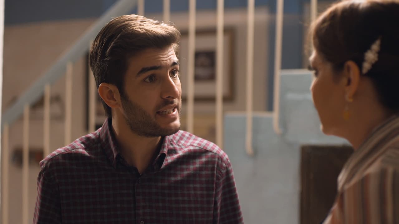 Adán defendió al máximo su relación con Tina, lo que provocó que su madre lo expulsara de la religión que inventó.