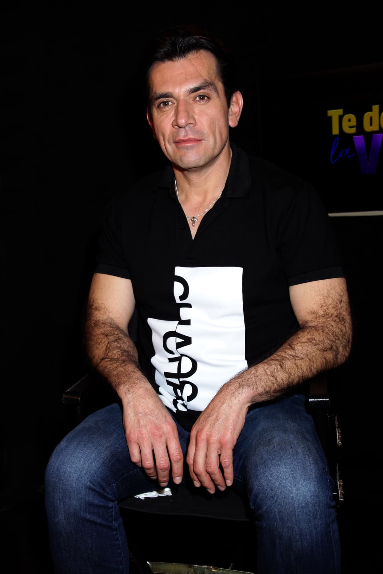 Jorge SalinasSigue enamorando en la pantalla.