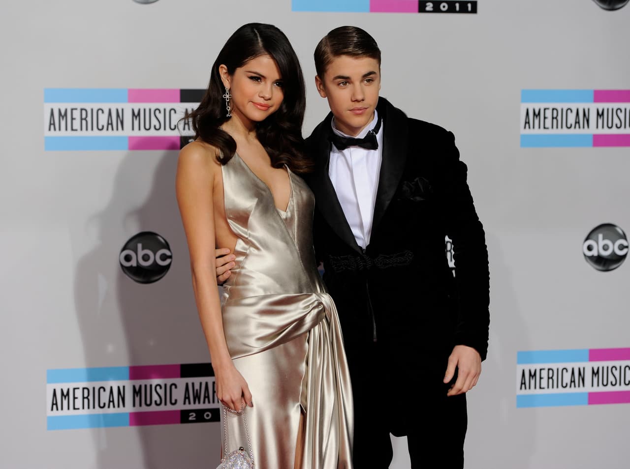 Alguien encontró la manera de que Justin Bieber le pida perdón a Selena Gomez