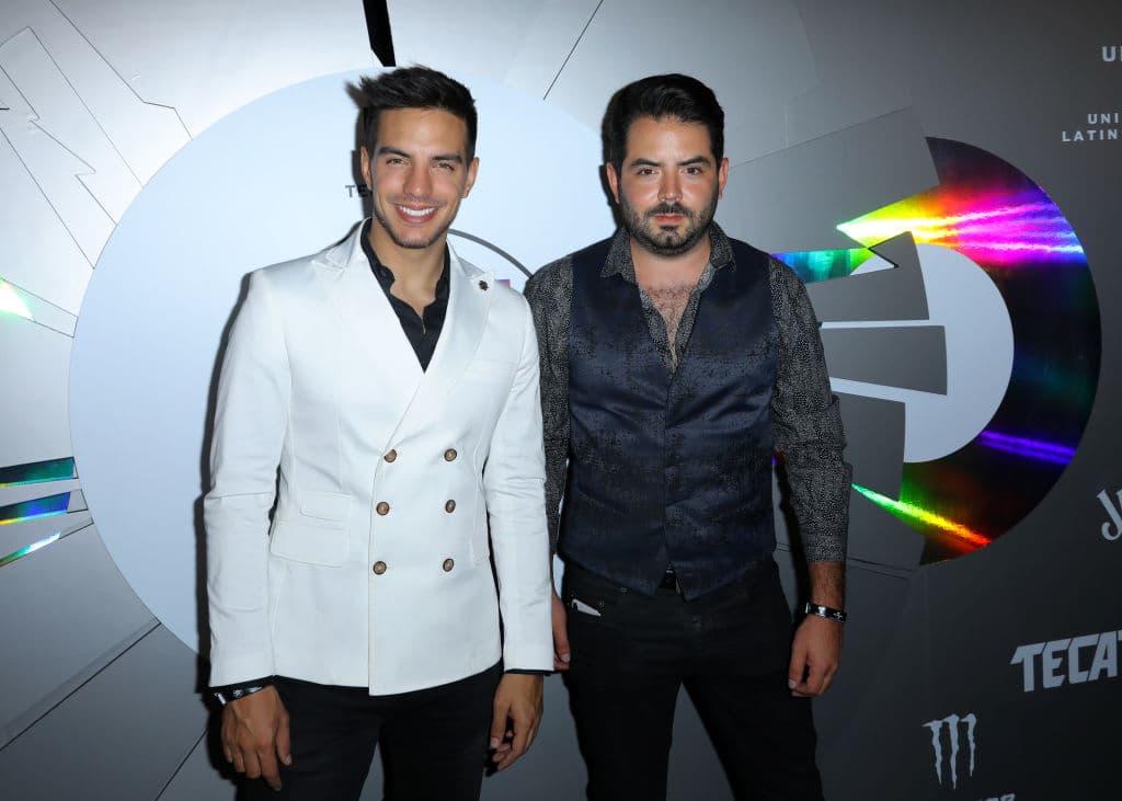 Vadhir Derbez se burla de cómo será José Eduardo de papá: ‘Tienes el alma de una señora’