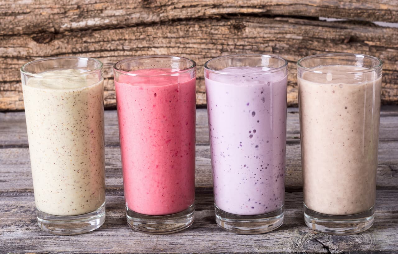 Aumenta los niveles de energía, estimula la lactancia, previene la depresión y sangrado postparto, reduce el riesgo de osteoporosis y permite que la piel luzca radiante. Se puede tomar en cápsulas o en smoothie.